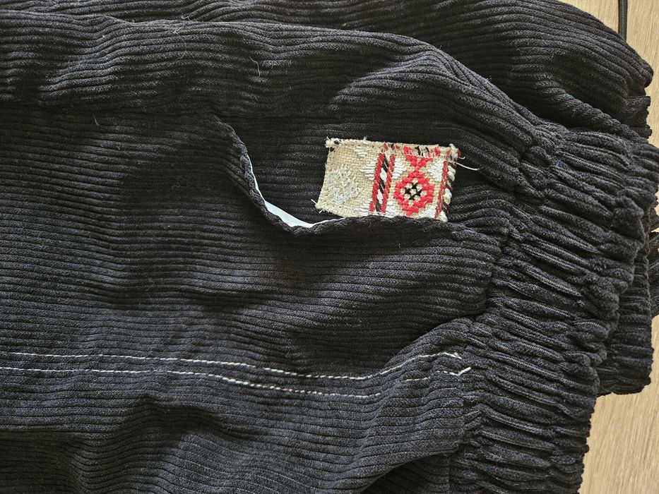 Панталон на българския бранд "Храбър"