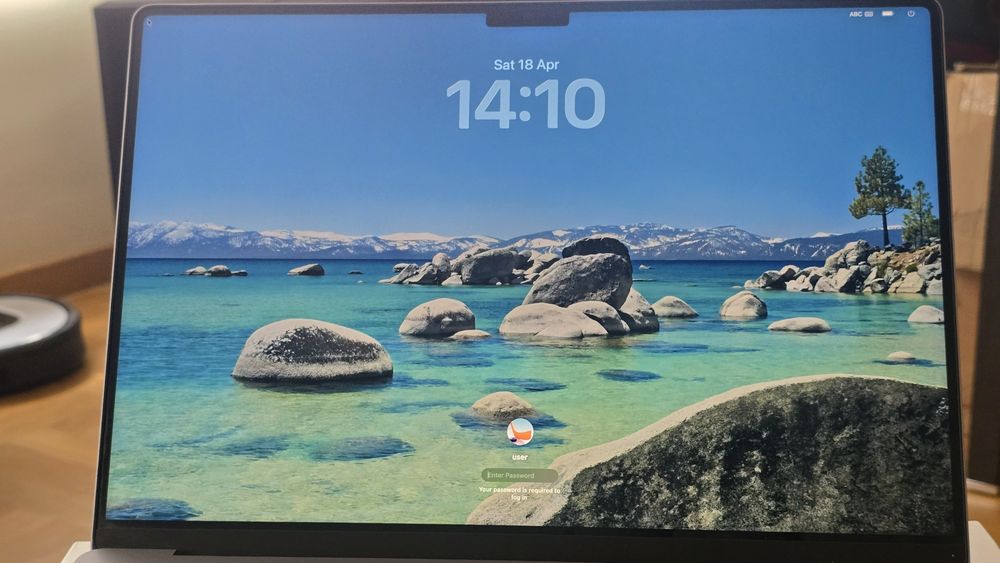 Macbook Pro 16" A2485 M1 Pro 32GB RAM 512gb SSD