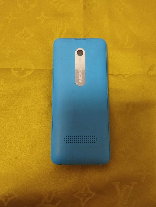 Assalom alekum Telefon Sotiladi Original Nokia 230