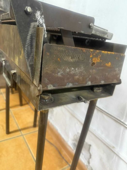 Продам мангал чемодан новый