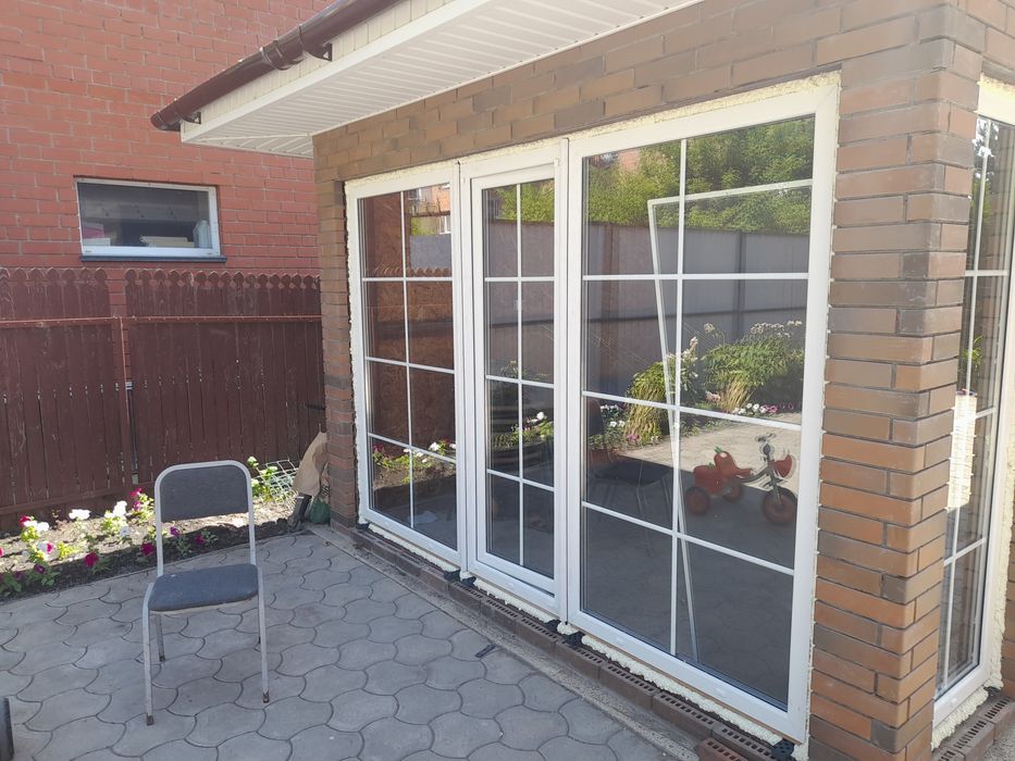 Окна ,двери,  витражи.