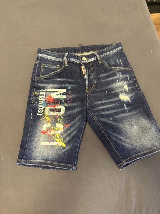 Blugi scurti DSQUARED2
