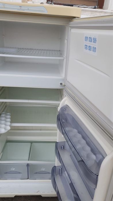 Продается холодильник