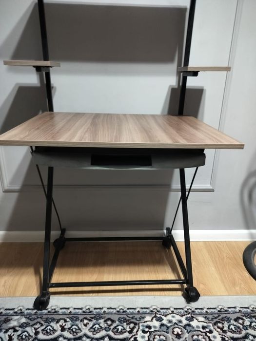 Компьютерные стол