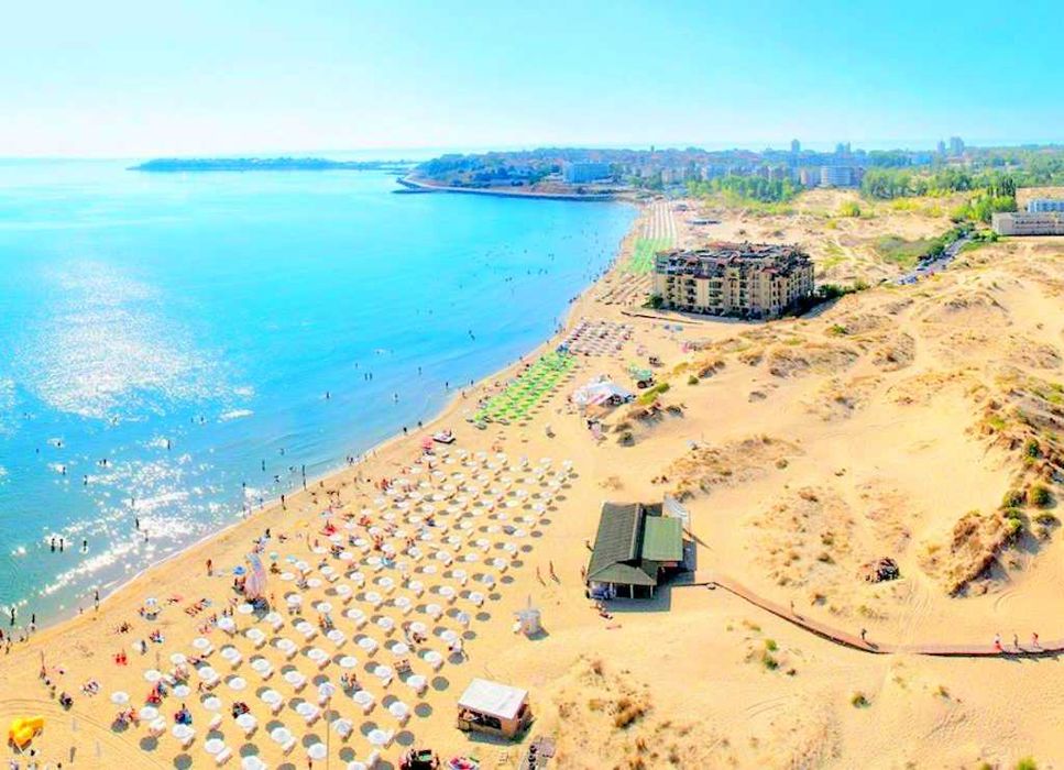 Продава се Двустаен апартамент в к.к. Слънчев бряг - 68 кв.м за 1059 €/кв.м - Снимка #21