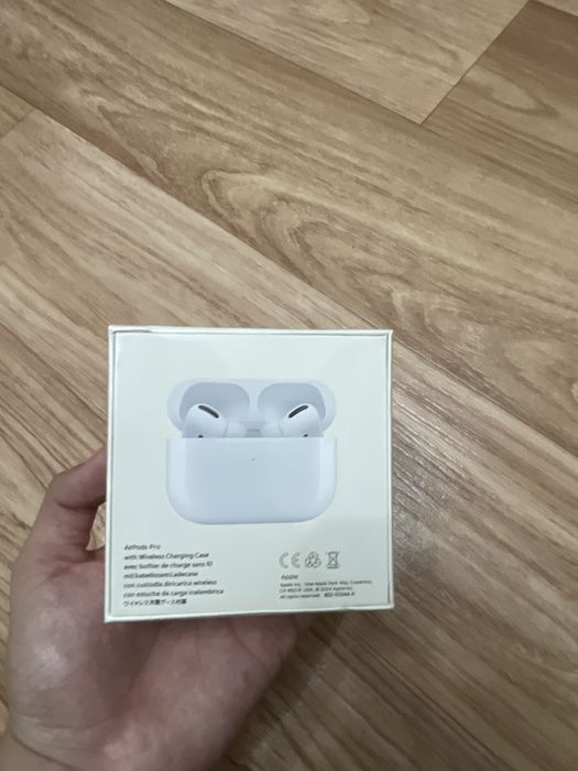 Продам AirPods pro