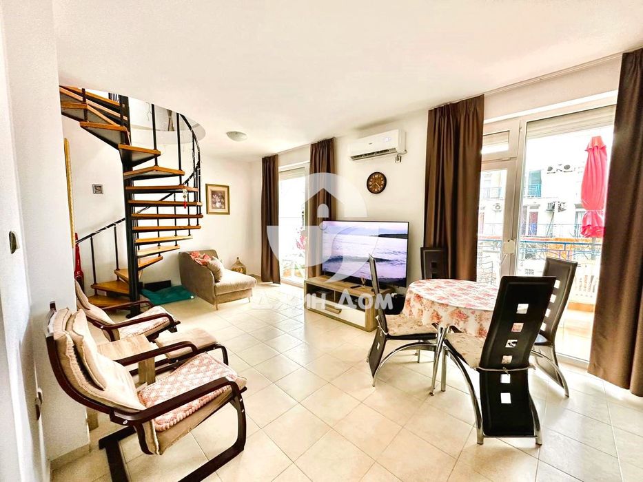 Просторен четиристаен мезонет в к-с Съни Дей 3, к.к. Слънчев бряг