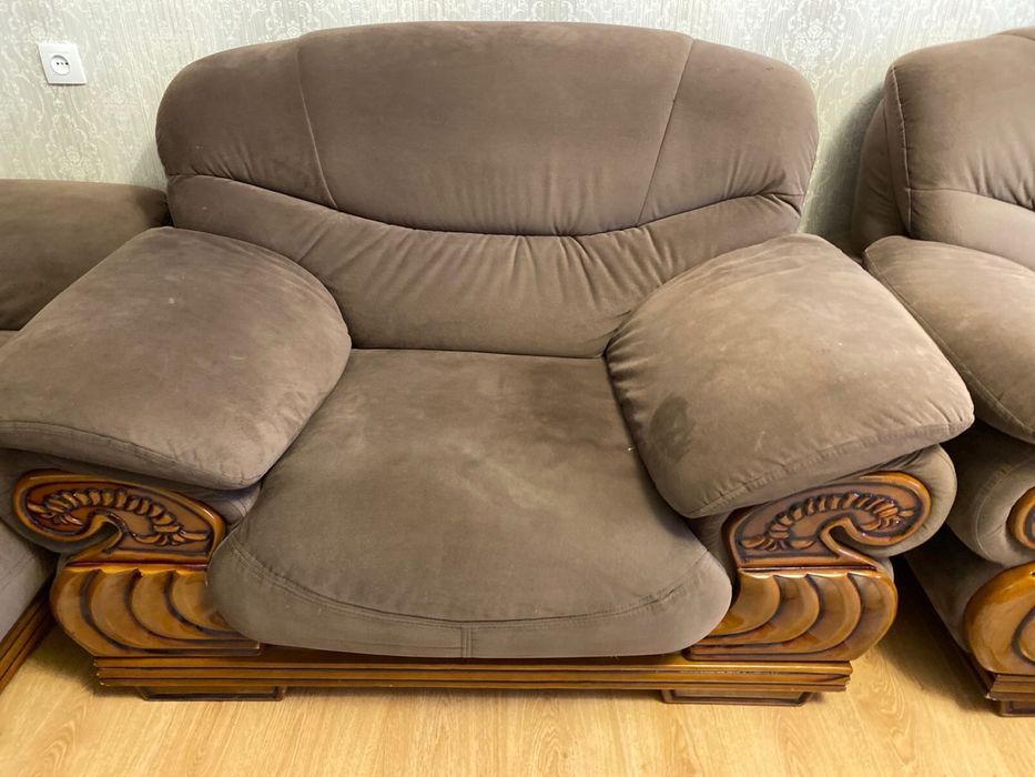 Продам диван тройка 3+2+1