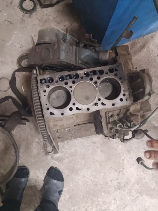 Дизельный двигатель Kubota 05