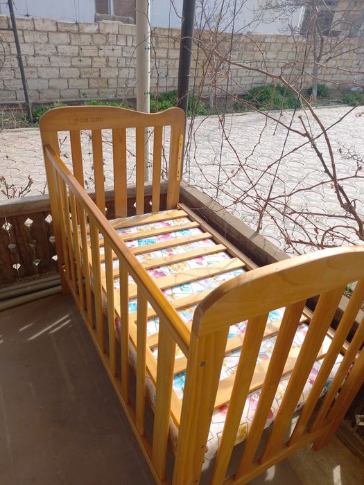 Продается манеж и ходунок для взрослых