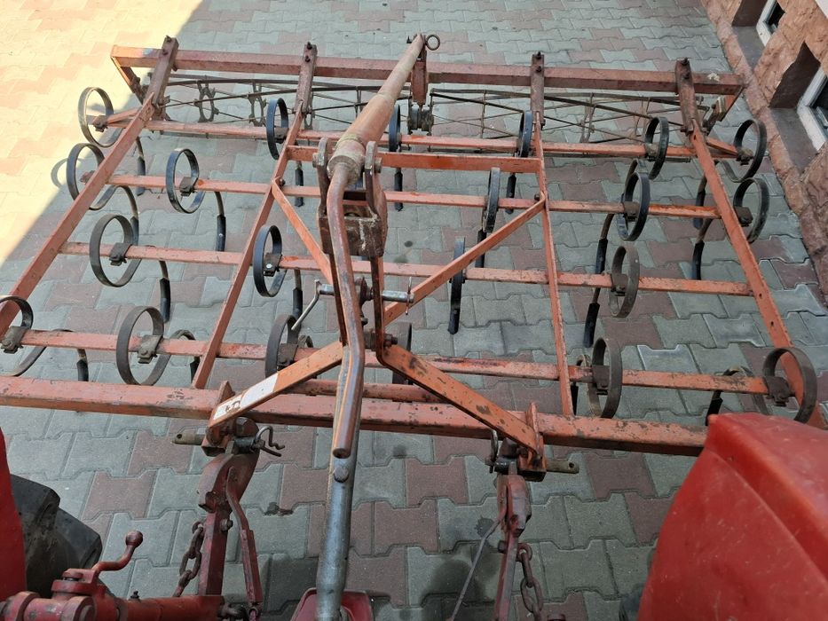 Cultivator,combinator