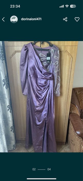 Rochie noua cu eticheta pe ea