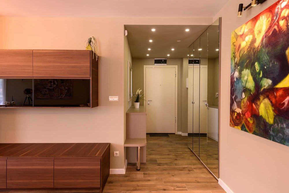 Продава се Двустаен апартамент в София, Младост 1А - 73 кв.м за 985 €/кв.м - Снимка #2