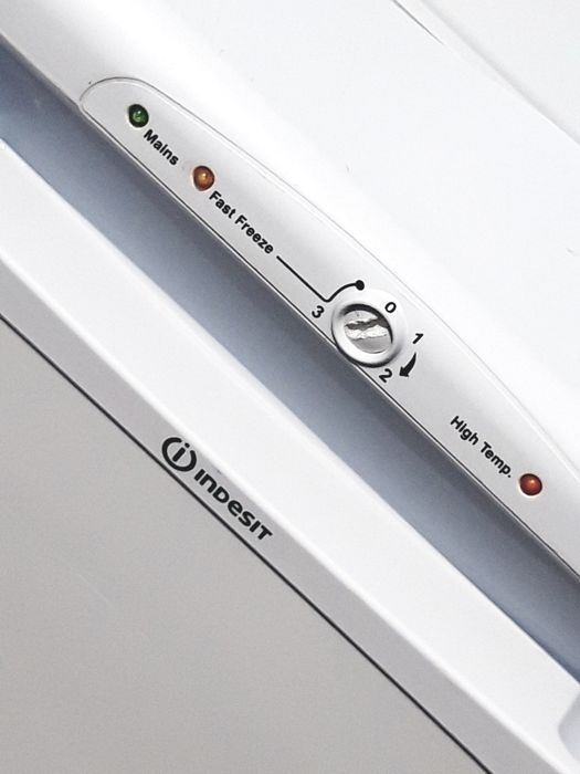 Фризер INDESIT -102л