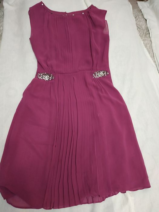 Нарядное платье 46 размер