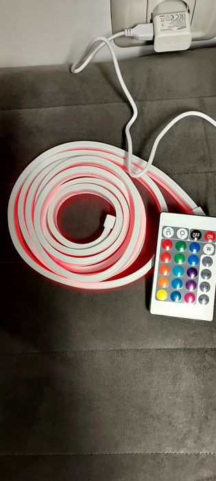 Furtun luminos cu telecomanda