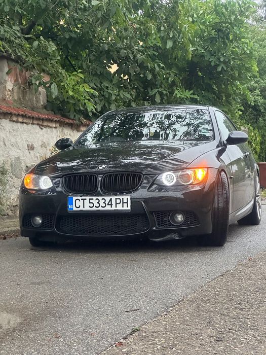 BMW E92 325D Black Coupe
