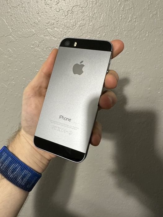 Продам Iphone 5s