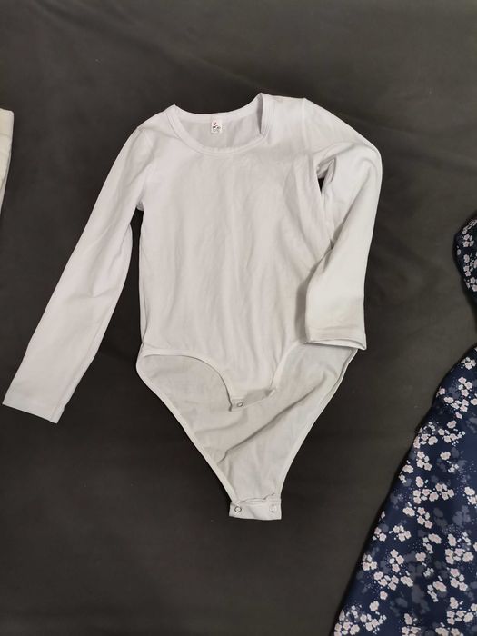 Красиви роклички размер 128