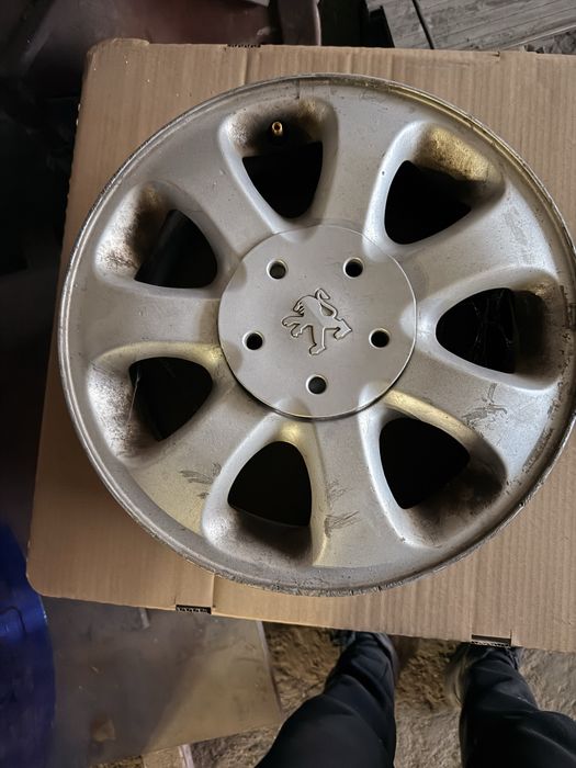 Комплект Джанти за Пежо 15”