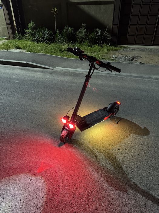 Электросамокат скутер