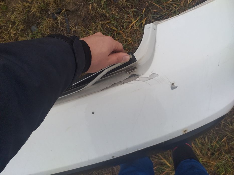 Bara Spate Skoda Rapid  DEFECT