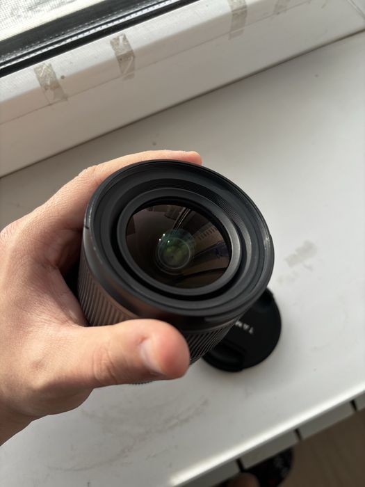 Tamron 17-28 f/2.8 для sony e
