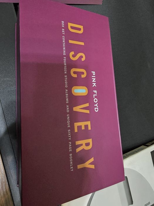 Предлагается комплект CD дисков " Pink Floyd" DISCOVERI BOX.