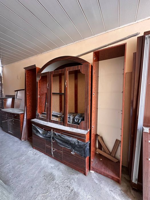 Продаётся комплект мебели