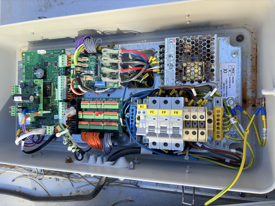 Ремонт  на електруреди и електроника