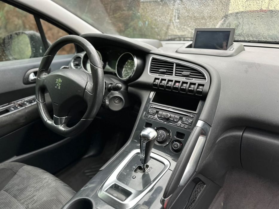 Peugeot 3008 2012