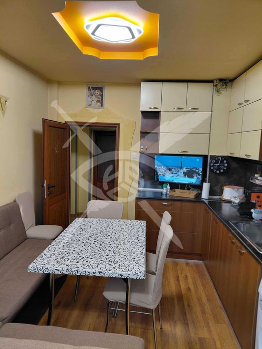 Тристаен апартамент в Центъра! 11834861