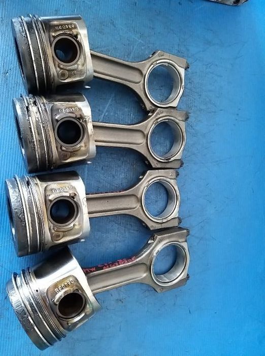 Piston cu biela 2.0 d bmw serie 1 e81 e87 serie 3 e90 e91 bmw x3 e83 n47d20c