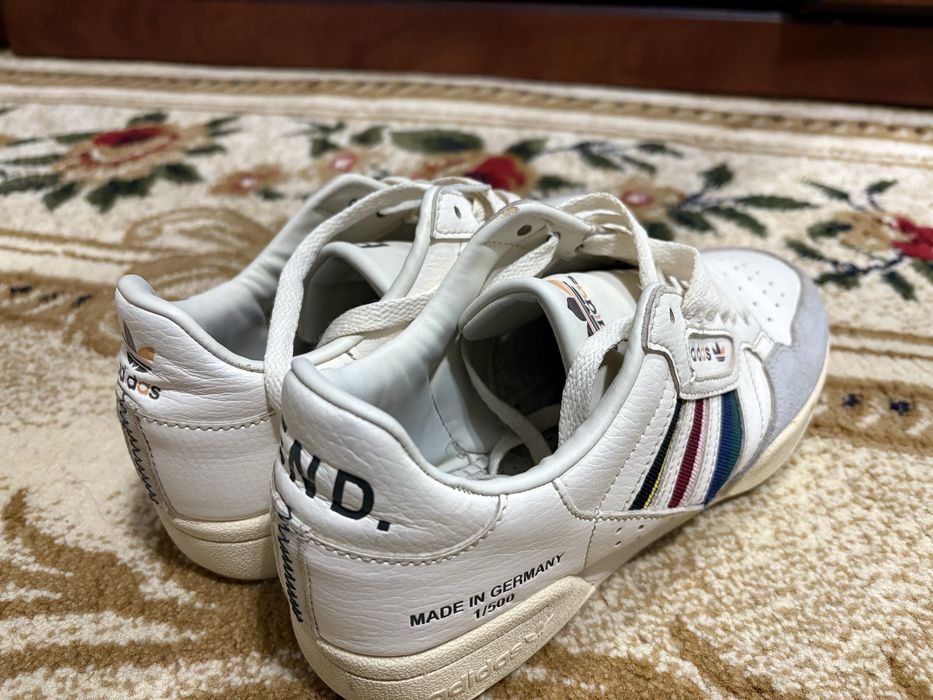 Адик кроссовка рз40-41