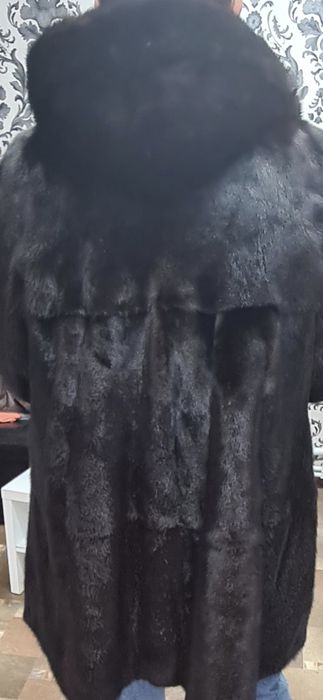 haină din blană naturalăNurcă,,(bizone)