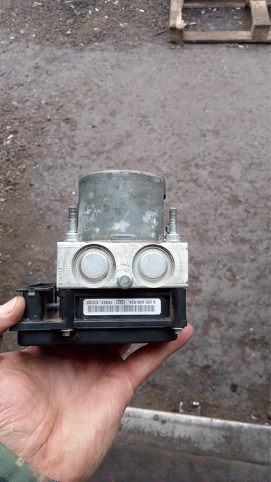 Блок абс Камри 40