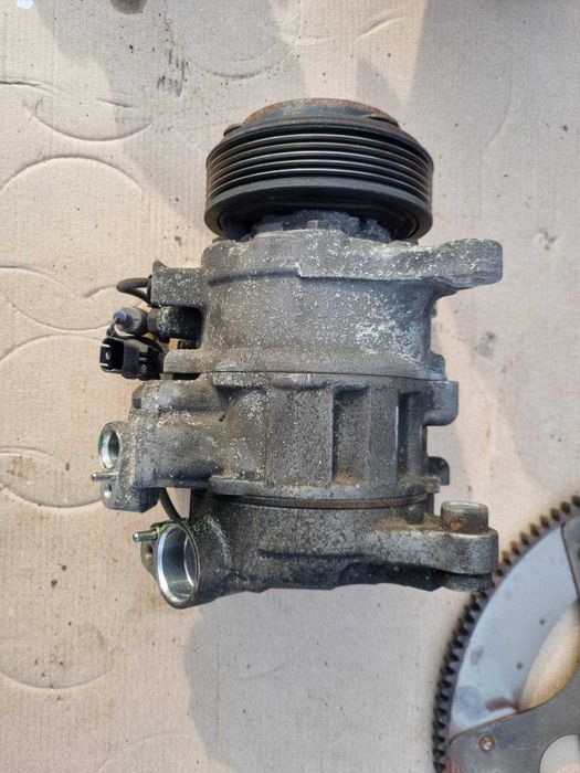 Compresor Clima AC aer conditionat BMW E90 E92 320D N47 184cp 2.0D