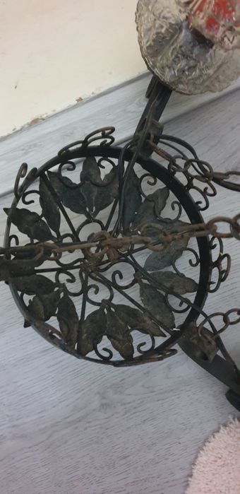 Полилей ковано желязо