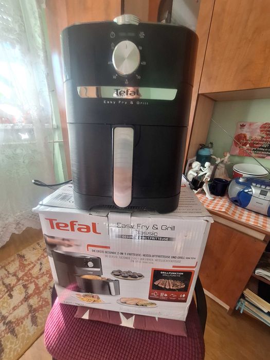 Air fryer tefalal  o gost putin folosit am garantir