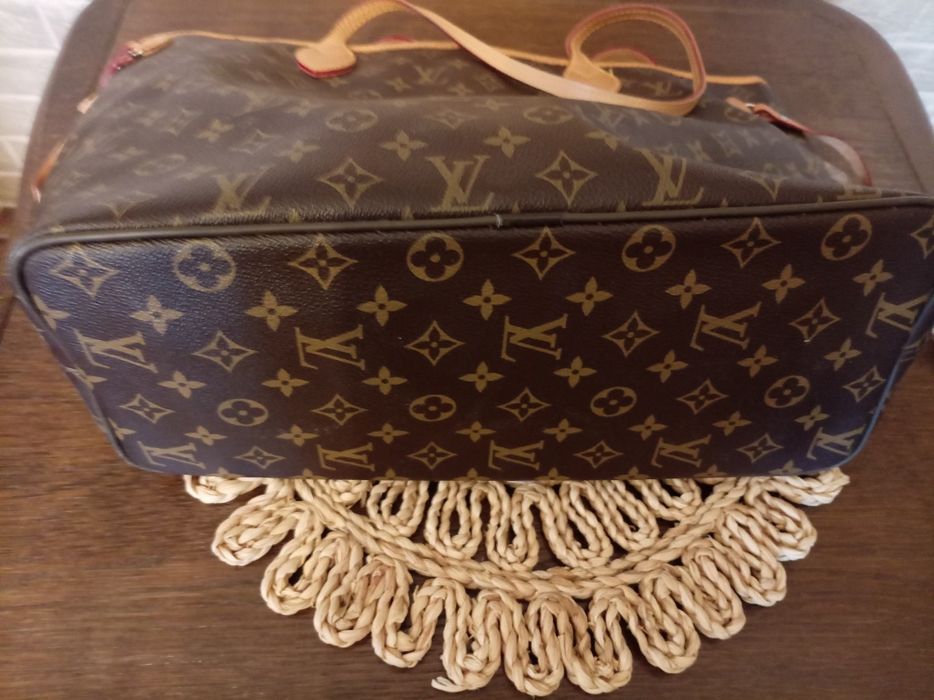 Geanta louis Vuitton