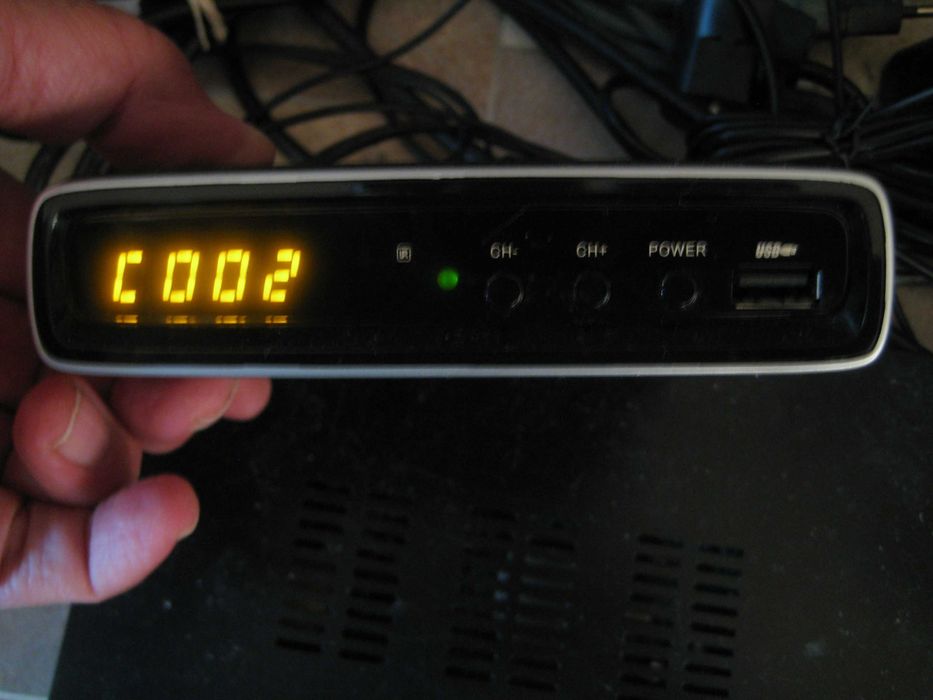 Продавам DAEWOO 17LCD TV DLP 17D3 + Декодер DIVA пълен комплект