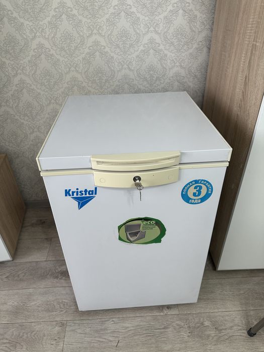 Продам морозильник 92л