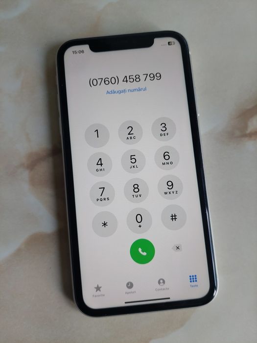 Vând Apple iPhone 11 ALB de 128Gb Neverlocked, fără probleme //poze