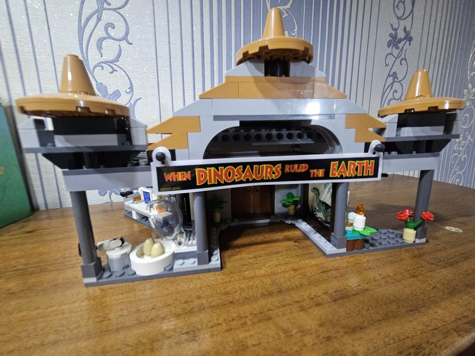 Lego Jurassic World 76961