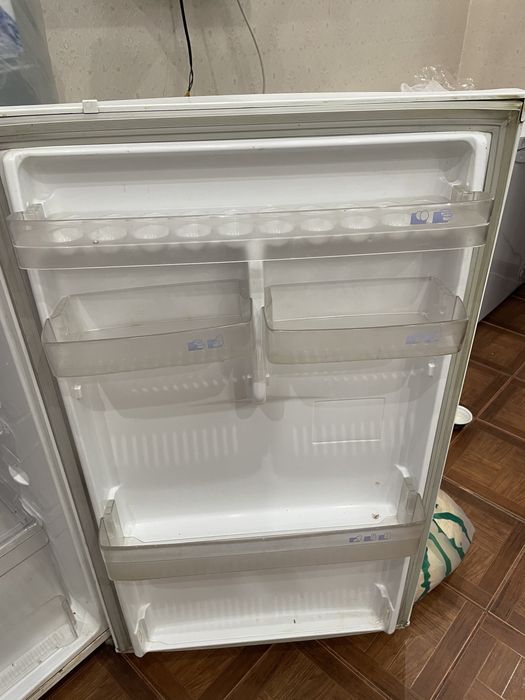 Продам холодильник samsung