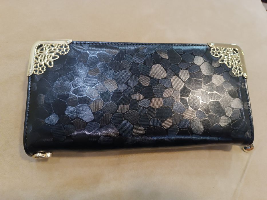 Дамски портмонета три броя