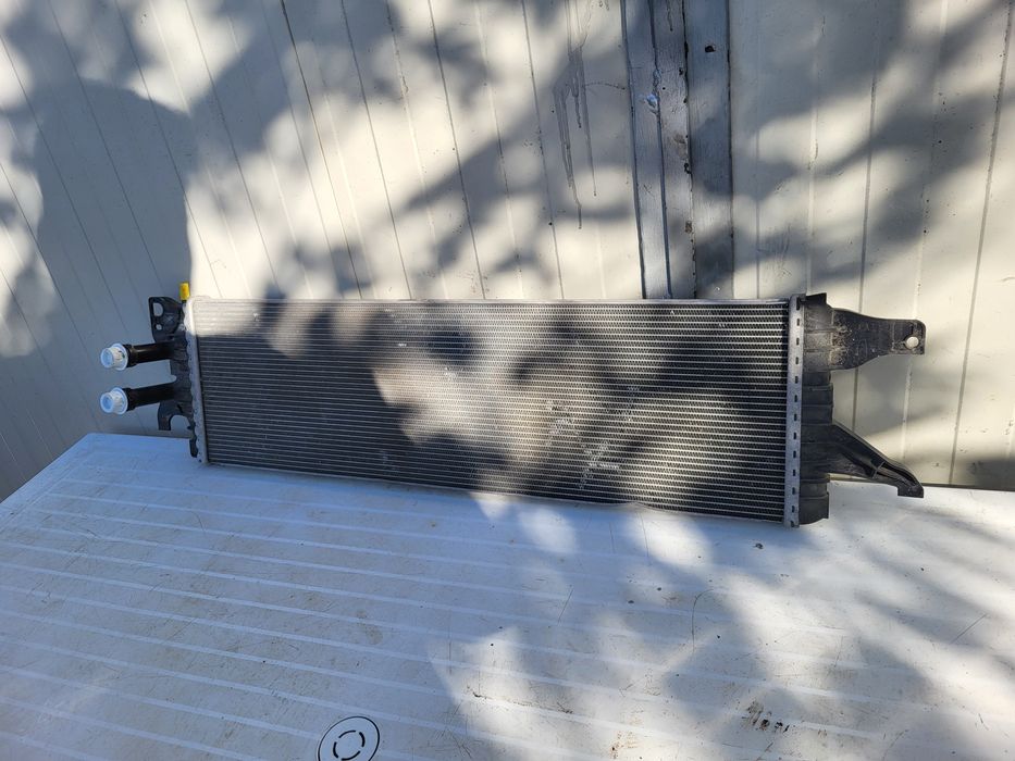 Radiator apa auxiliar Volkswagen t6 2.0