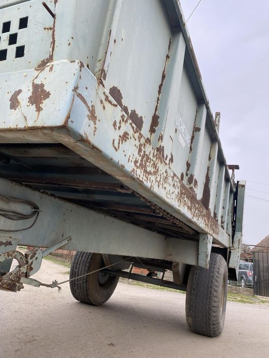 Mig gunoi/Trágya szoro