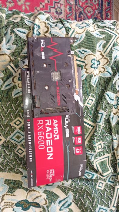 Видеокарта AMD Radeon RX 6600 8GB