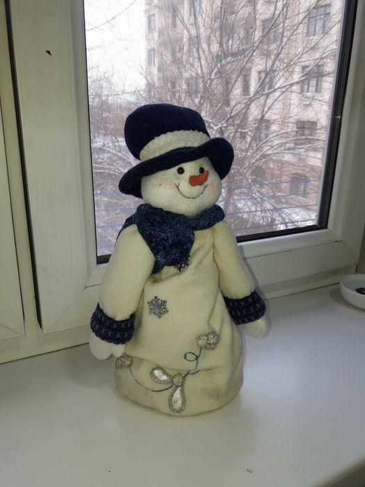 Продаются новогодние украшения игрушки